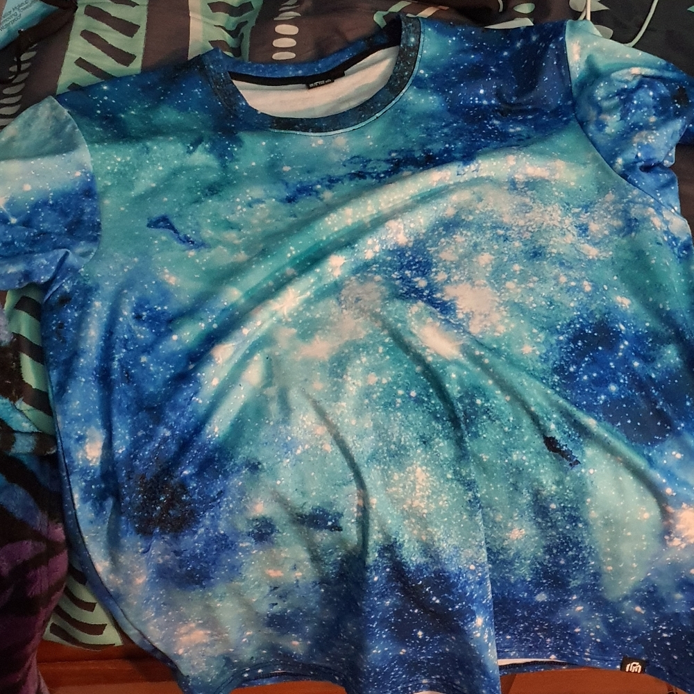 IntoTheAm premium t-shirt